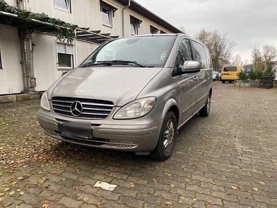 Gebraucht Mercedes Viano 116 PS (85 kW) 2010 Grau Van / Kleinbus