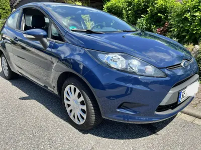 Gebraucht Ford Fiesta Trend 60 PS (44 kW) 2011 Blau Limousine