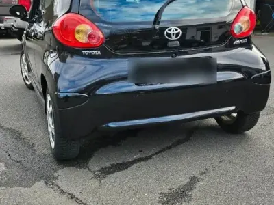 Gebraucht Toyota Aygo 67 PS (49 kW) 2008 Schwarz Kleinwagen