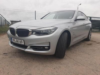 BMW 330 Gran Turismo