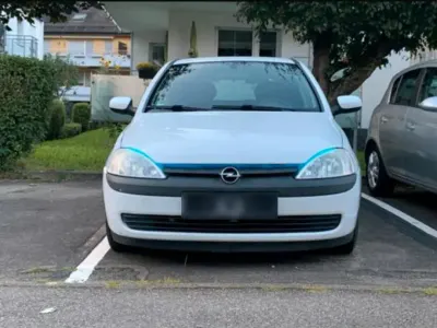Gebraucht Opel Corsa 75 PS (55 kW) 2001 Weiß Kleinwagen