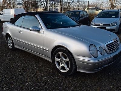 Silber Gebraucht 2000 Mercedes CLK200 Avantgarde Cabrio | 6.790 € (Teuer)
