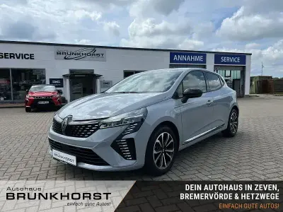 Gebraucht Renault Clio Techno 90 PS (66 kW) 2025 Rafalegrau Kleinwagen