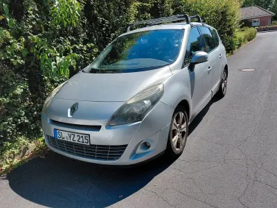 Gebraucht Renault Scénic III Expression 131 PS (96 kW) 2011 Grau Van / Kleinbus