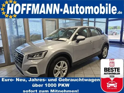 Gebraucht Audi Q2 Comfort 110 PS (80 kW) 2023 Florettsilbermet. (metallic) SUV