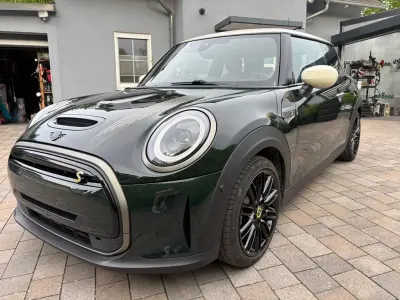 Occasion Mini Cooper SE Resolute Edition 135 kW (184 PK) 2023 Groen Hatchback