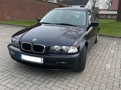Usata BMW 316 105 CV (77 kW) 2001 Blu Berlina
