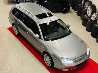 gebraucht Ford Mondeo MondeoTurnier Titanium X -Navi -Xenon -Schiebed