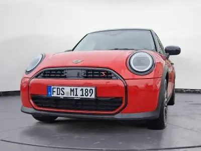 Gebraucht Mini Cooper S Classic 204 PS (150 kW) 2026 Rot Kleinwagen