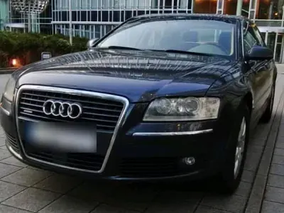 Usata Audi A8 326 CV (239 kW) 2006 Blu Berlina
