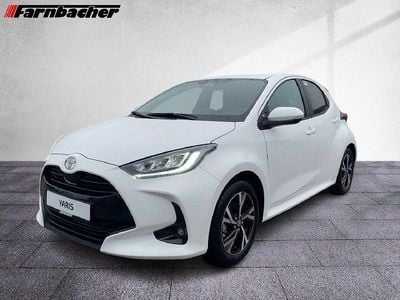 Neu Toyota Yaris Hybrid Comfort 116 PS (85 kW) 2025 Super white 2 Limousine