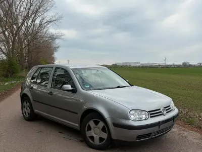 Brugt VW Golf IV Edition 105 HK (77 kW) 2002 Grå Hatchback