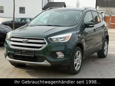 Używany Ford Kuga Trend 150 KM (110 kW) 2017 Zielony SUV