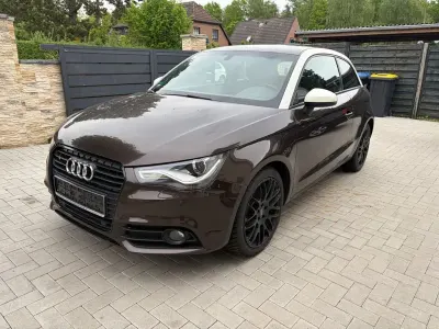 Gebraucht Audi A1 Sport 122 PS (89 kW) 2010 Braun Kleinwagen