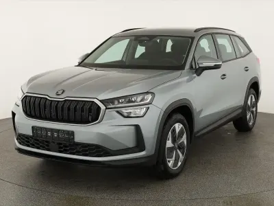 Neu Skoda Kodiaq Selection 150 PS (110 kW) 2026 Smokey diamond silver metallic SUV