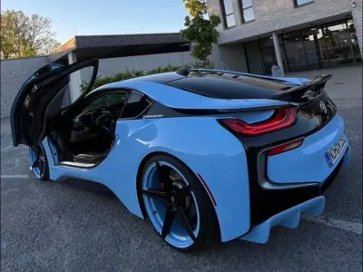 Gebraucht BMW i8 Sport Line 362 PS (266 kW) 2018 Blau