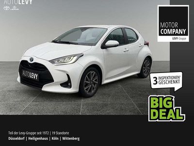 Usata Toyota Yaris Hybrid Team 116 CV (85 kW) 2022 Bianco Utilitaria