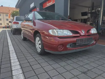 Gebraucht Renault Mégane Coupé 90 PS (66 kW) 1997 Rot Coupé