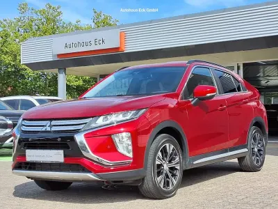 Gebraucht Mitsubishi Eclipse Cross Diamant Edition 163 PS (119 kW) 2019 Rot SUV