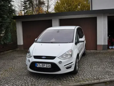 Gebraucht Ford S-MAX S 163 PS (119 kW) 2010 Weiß Van / Kleinbus