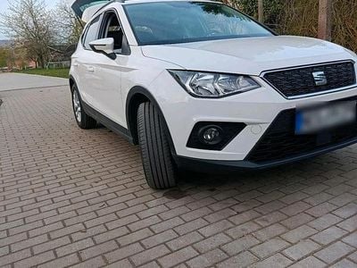 Second-hand Seat Arona 90 CP (66 kW) 2021 Alb SUV