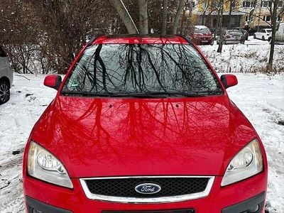 Schwarz Gebraucht 2006 Ford Focus Kombi | 1.999 € (Guter Preis)