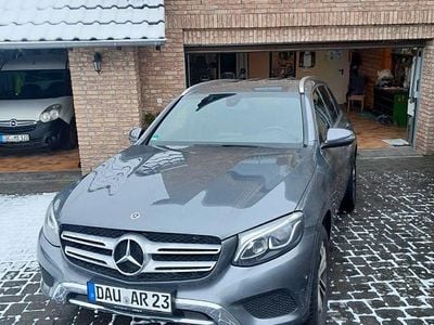 Gebraucht Mercedes GLC250 205 PS (150 kW) 2018 Schwarz SUV