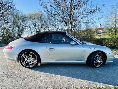Second-hand Porsche 911 Carrera Cabriolet 325 CP (239 kW) 2007 Argintiu Cabrio