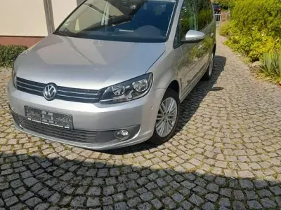 Gebraucht VW Touran Cup 105 PS (77 kW) 2015 Silber Van / Kleinbus