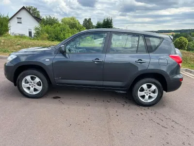 Gebraucht Toyota RAV4 152 PS (111 kW) 2006 Grau SUV