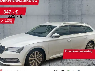Używany Skoda Superb Style 190 KM (139 kW) 2021 Biały Kombi