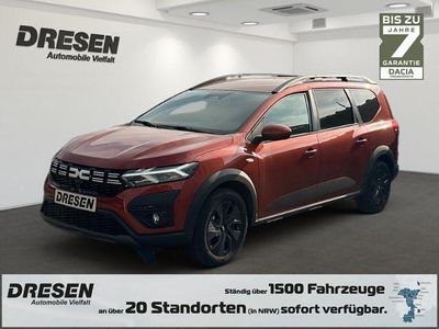 Gebraucht Dacia Jogger Expression 141 PS (103 kW) 2022 Gruen Van / Kleinbus