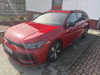 Gebraucht VW Passat R-line 272 PS (200 kW) 2025 Rot Kombi