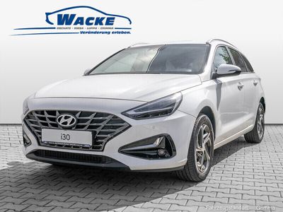 gebraucht Hyundai i30 Kombi 1.5 B Comfort Plus Kombi