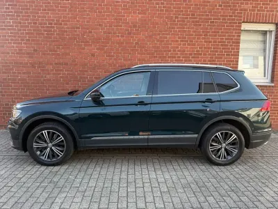 Gebraucht VW Tiguan Allspace IQ Drive 190 PS (139 kW) 2020 Grün SUV