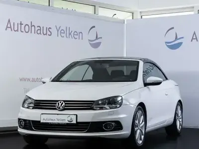 Usata VW Eos 160 CV (117 kW) 2012 Bianco Cabrio