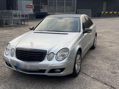 Mercedes E220