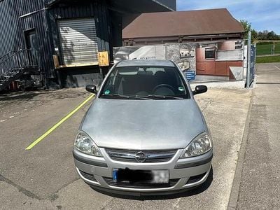 Second-hand Opel Corsa 75 CP (55 kW) 2004 Argintiu Hatchback