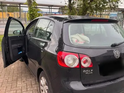 Gebraucht VW Golf Plus Cross 105 PS (77 kW) 2007 Schwarz Van / Kleinbus