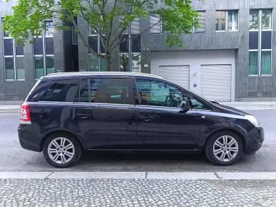 Gebraucht Opel Zafira 140 PS (102 kW) 2009 Schwarz Van / Kleinbus