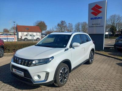 Gebraucht Suzuki Vitara Comfort 116 PS (85 kW) 2022 Weiß SUV
