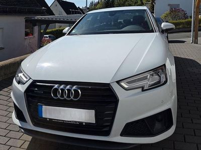 Gebraucht Audi A4 Sport 190 PS (139 kW) 2019 Weiß Limousine