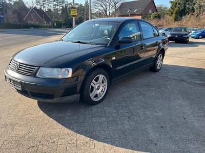 Gebraucht VW Passat Highline 150 PS (110 kW) 1999 Schwarz Limousine