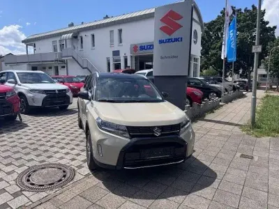 Nowe Suzuki Vitara Comfort 110 KM (80 kW) 2026 Beżowy SUV