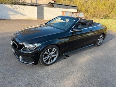 Gebraucht Mercedes C180 AMG line 156 PS (114 kW) 2016 Schwarz Cabrio
