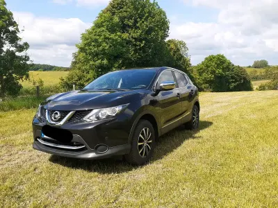 Gebraucht Nissan Qashqai Visia 115 PS (84 kW) 2017 Schwarz SUV