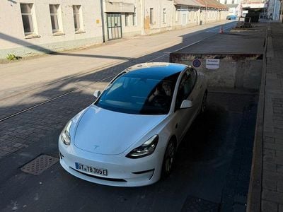 Gebraucht Tesla Model 3 366 kW (498 PS) 2022 Weiß Limousine