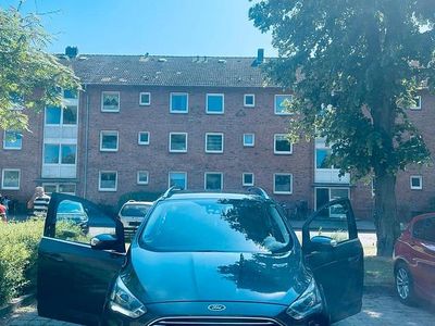 Grau Gebraucht 2016 Ford C-MAX Van / Kleinbus | 10.200 €