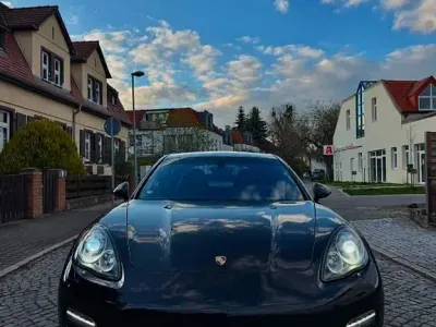 Gebraucht Porsche Panamera S 333 PS (244 kW) 2011 Schwarz Limousine