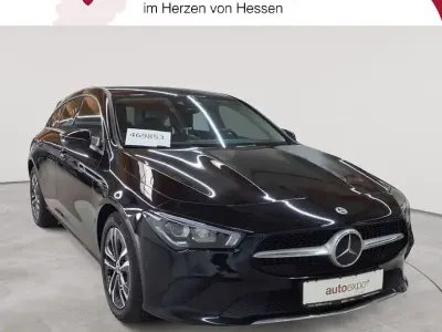 Gebraucht Mercedes CLA200 Progressive 150 PS (110 kW) 2023 Schwarz Coupé